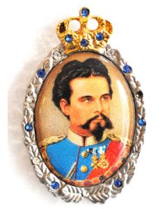 Pin Anstecker Persönlichkeiten Ludwig II König von Bayern mit Strasssteinen