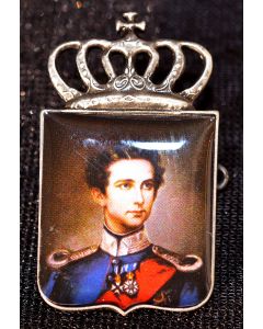 Anstecker Ludwig II König von Bayern mit Krone